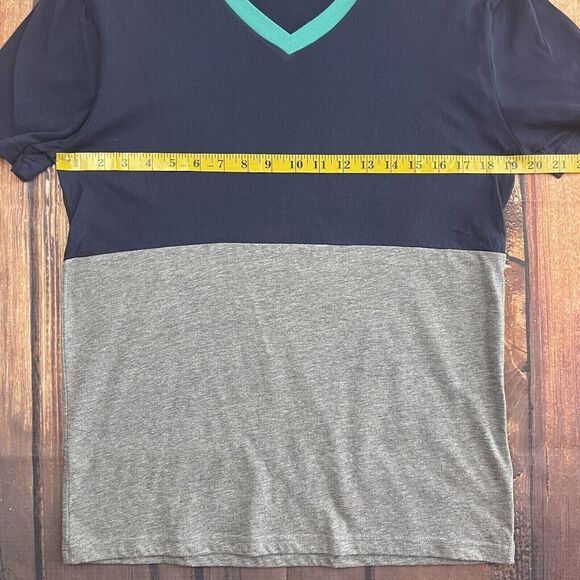 Urban Outfitters BDG T Shirt Mens Medium Slim V Neck Short Sleeve Tee NEW - Picture 5 of 9